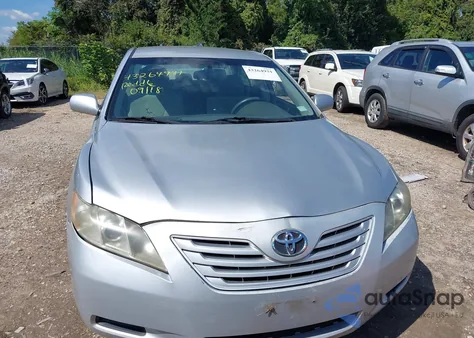 2007 Toyota Camry Ce из США, поврежденный, VIN 4T1BE46K77U697109